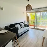 Beautiful Sunny Apartment With Balcony In Nice